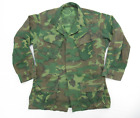 Vintage Military Jacket Mens Size Small - XS Slant Pocket Vietnam Era Jungle Cam