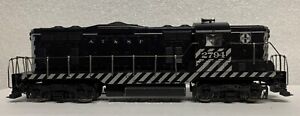 HO Scale Athearn/Front Range GP9/2794 AT & SF Powered Diesel Locomotive