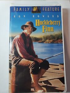 VHS: HUCKLEBERRY FINN...RON HOWARD-MERLE HAGGARD