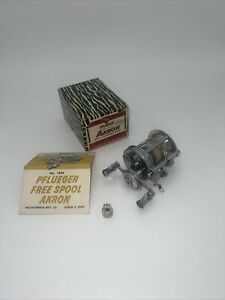 Pflueger Akron No. 1895 Vintage Metal Bait Casting Fishing Reel, Made in USA