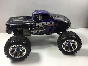 Traxxis Revo 3.3 RTR 4 x 4 Monster Truck 18” x 18” x 11” Gas RC Clean for PARTS