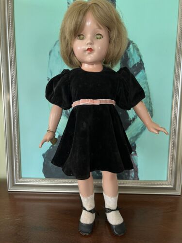 New ListingVintage Effanbee Composition Anne Shirley Doll 21”~Restrung