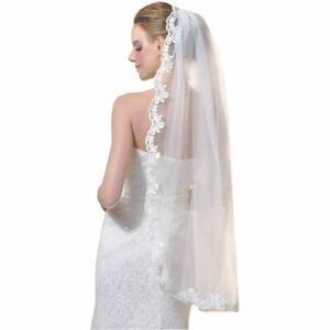 Wedding Bridal Veil 1 Tier Short with Comb Lace Applique Edge Fingertip Length