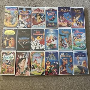 Walt Disney VHS movies LOT of 18, clamshell cases / Masterpiece / Vintage