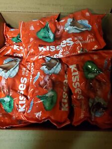 HERSHEY'S KISSES Milk Chocolate Candy 10 Bags Bulk