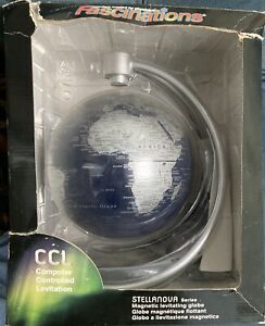Stellanova Fascinations magnetic levitating globe - blue & silver