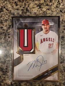 2021 topps transcendent Mike Trout Oversized Letter Auto 1/1