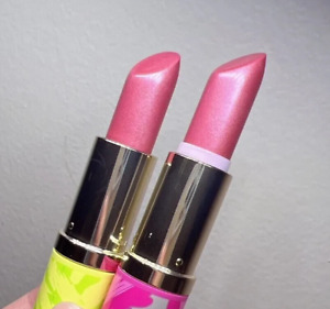 Estee Lauder  Lipstick jet set pink (same as pink parfait) pink or yellow case