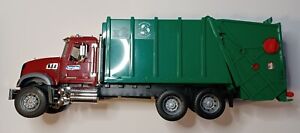 Bruder Mack Rear Loading Granite X2 Recycling Garbage Truck Trash Green Red '07