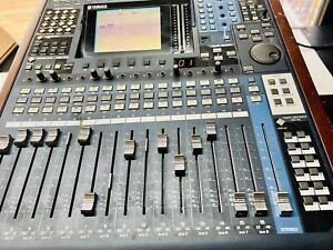 YAMAHA DM1000 V2 audio mixer digital For Parts Or Repair Only