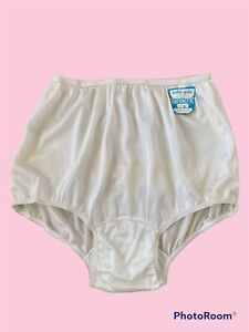NWT! Vintage 70’s Toby Gale 100% Nylon Wide Dbl Gusset Satin Panties! Size 9 XL