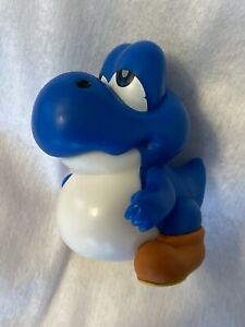 Jakks 2.5” Blue Baby Yoshi World Of Nintendo Super Mario Figure Toy