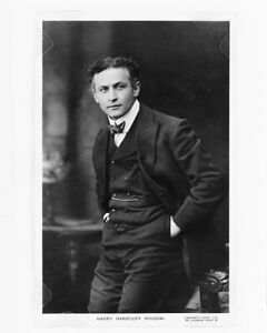 Harry Houdini Photograph - Vintage Photo from 1913