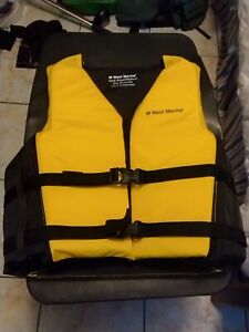West Marine Adult Small / Medium Over 90 lbs Type III Life Vest