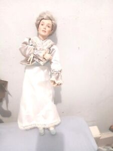 seymour mann connoisseur porcelain dolls