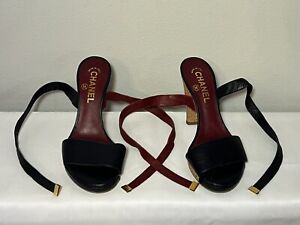 Chanel shoes 38 New Black Burgundy Cc Logo Cork Heel With Ankle Ties Sz 7.5