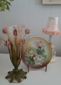 Beautiful Italian TOLE PINK Tulip Vase With Glass Insert 12