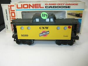 159. LIONEL 6-9289 C&NW CHICAGO & NORTH WESTERN LIGHTED CABOOSE