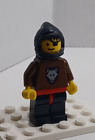 LEGO MINIFIGURE RETIRED FROM CASTLE WOLFPACK FROM 1992