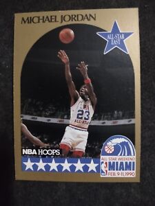 1990-91 Hoops #5 Michael Jordan Chicago Bulls NBA Basketball Card