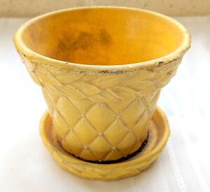 Vintage McCoy Pottery Yellow Ceramic Flower Pot (ShipWt3.5lb)