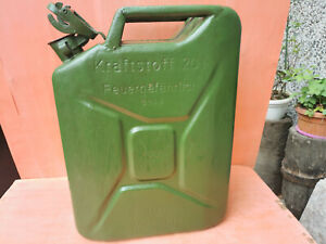 OLD VINTAGE GDR WEHRMACHT MILITARY JERRY CAN GAS FUEL CONTEINER WWII WW2 1944s