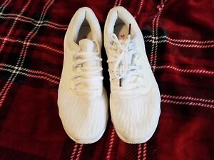 Under ArmourVantage Womens White/Pink Size 8.5 Shoes Sneakers