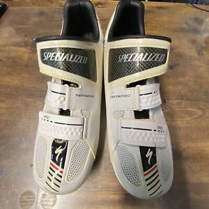 Specialized pro carbon road cycling shoes 42 euro 9 us  (8697-128)