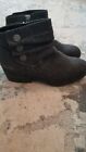 NEW BLOWFISH Charcoal Gray Ankle Boots Size 4 Low Heel Zip On