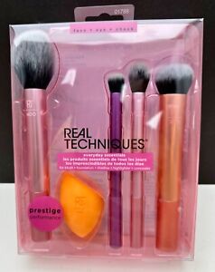 Real Techniques Everyday Essentials + Makeup Brush & Sponge Kit 5 Piece Set