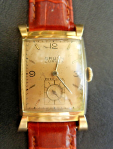 Gruen Curvex Vintage 1940s Mens Watch 440 - 449