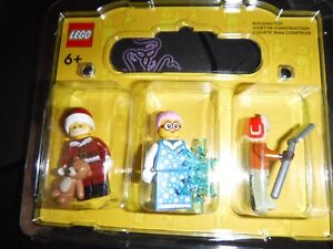 Lego Minifigures BAM 2024 Q4 Christmas Build a Minifigure Lot Dark Santa