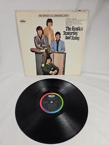 New ListingThe Beatles - Yesterday and Today Vinyl 1966 ST 2553 Stereo Early Pressing