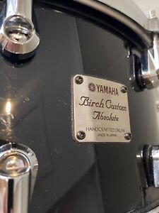 Yamaha Birch Custom Absolute Snare Drum 14x7 Piano Black MIJ