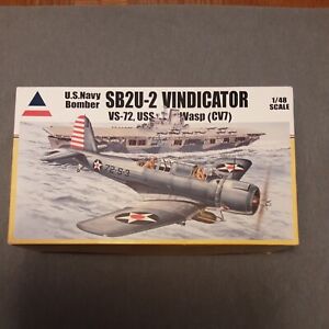 U.S. Navy Bomber SB2U-2 vindicator 1/48 Scale Accurate Miniatures