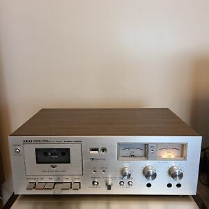 Akai GXC-725D Cassette Tape Deck. Working