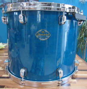 Tama Mid-1990s to Pre-2009 Coral Reef Blue Lacquer 16”x13” Floor Tom Starclassic