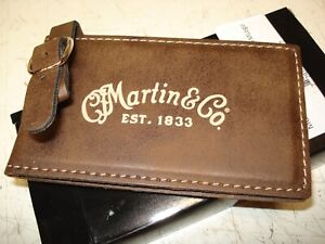 CF MARTIN & Co LUGGAGE TAG. Faux Leather. Brown. Bi-Fold Magnet close GUITAR D28