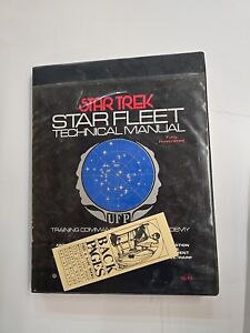 Star Trek : Star Fleet Technical Manual 1975 TPB 1st Edition/1st Print w/ Folder