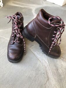 Vintage LL Bean Size 9 Brown Leather Hook Loop Chunky Heel Boots Canada Y2K