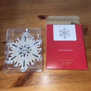 Hallmark Keepsake Christmas Ornament 2021 SNOWFLAKE Porcelain Clear Jeweled  H58