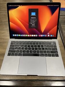Apple MacBook Pro (13-inch, 2017, Two Thunderbolt 3 ports) - Space Gray