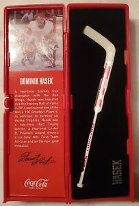 NIB Detroit Red Wings Dominik Hasek Mini Hockey Stick With Case - SGA