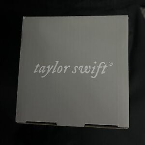 TAYLOR SWIFT - FOLKLORE - AUGUST SLIPPED AWAY - HOURGLASS SOLD OUT RARE