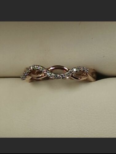 Jared 1/8 ct tw Diamond Ring 10k Rose Gold Ring Size 8 Infinity Twist Weave