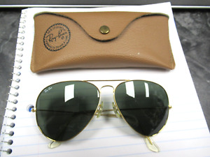 Vintage Ray Ban B&L USA 62mm Green Lenses Aviator Sunglasses & Case