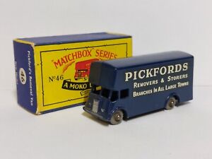 Vintage MATCHBOX LESNEY No 46b Guy Pickfords Removal Van Dk Blue GPW in B5 VNMB