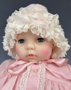 17” Vintage Madame Alexander “VICTORIA” Sweet Baby Doll 1966  Original Gown EUC