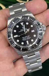 Rolex Sea-Dweller 40mm 116600 Stainless Steel Watch Complete Box/Papers Mint