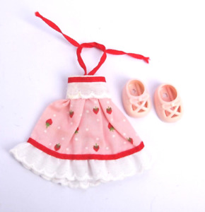 VINTAGE 1980's STRAWBERRY SHORTCAKE BERRY WEAR PRETTY PARTY DRESS OUTFIT SHOES